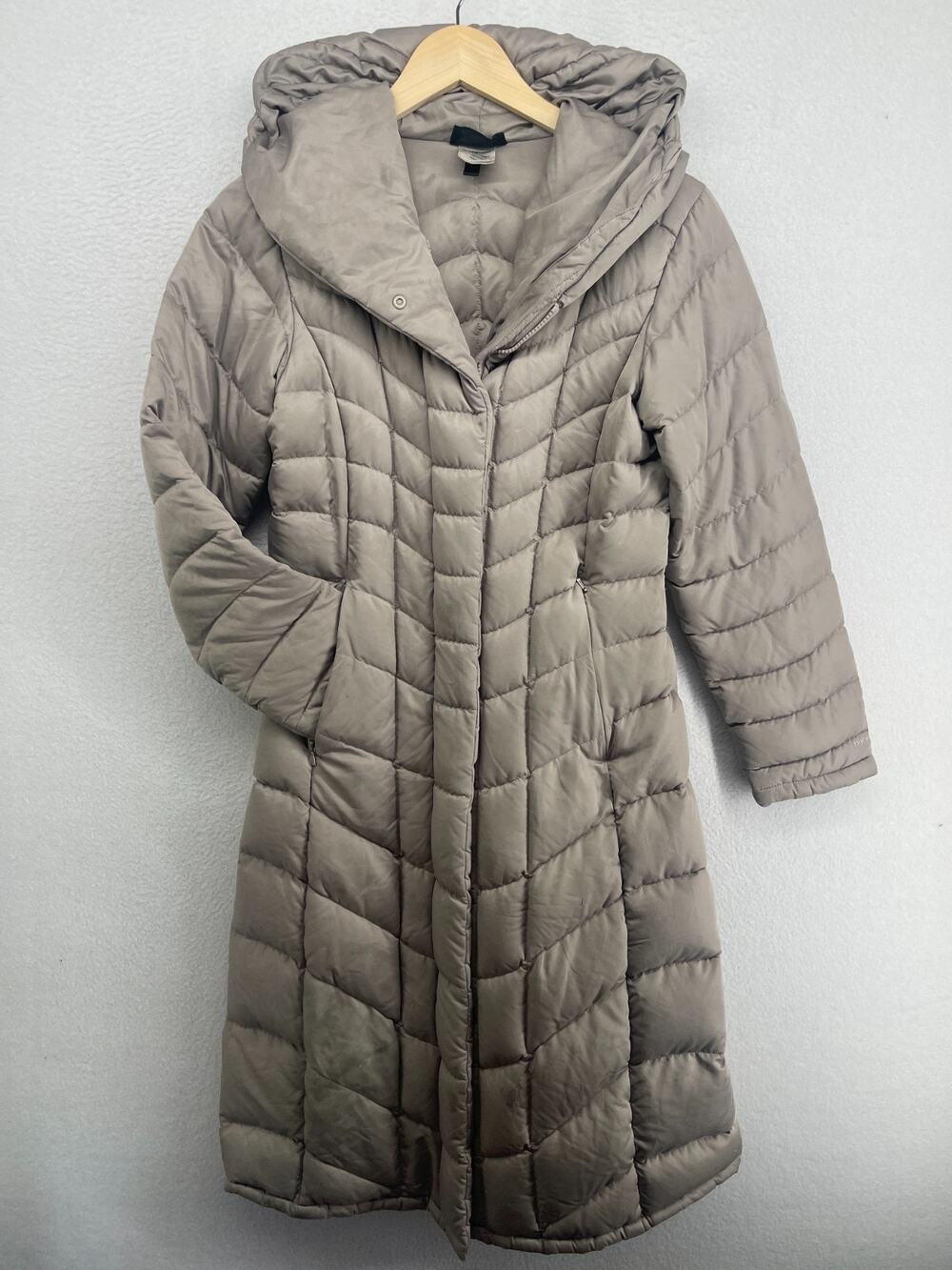 PATAGONIA Coat Womens XS Downtown Loft Parka Quilted Goose Down Hoodie Beige